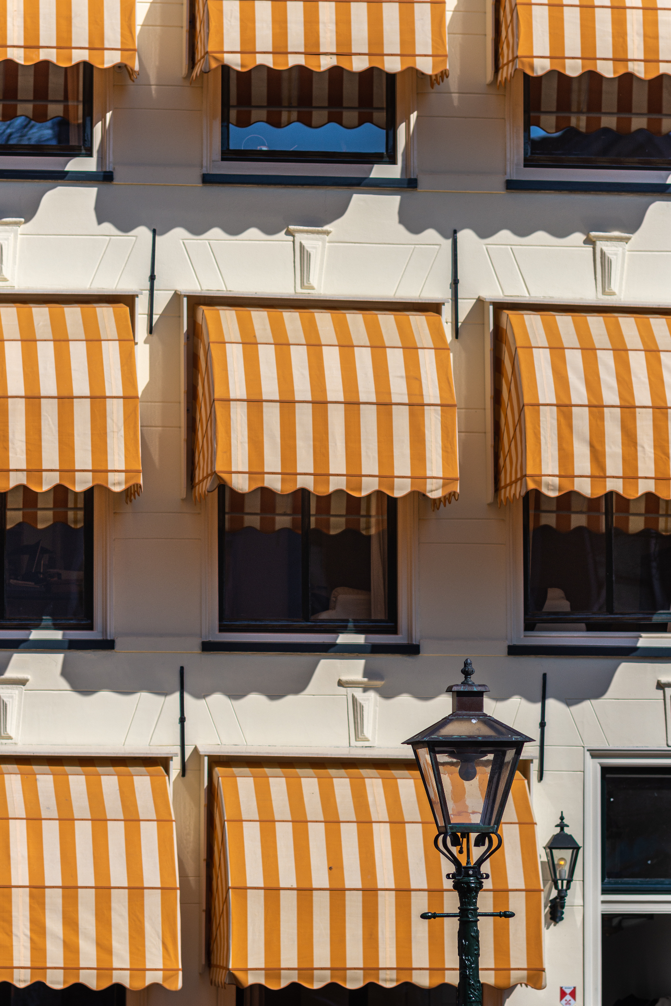 Soluzioni pratiche per l'ombra con tende da sole Trieste
